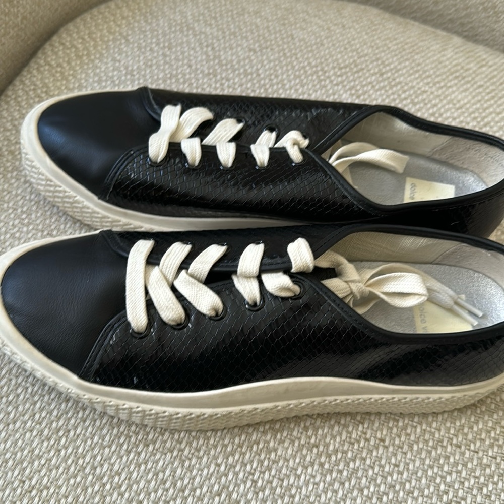 New sneakers Dolce Vita size 9.5 W